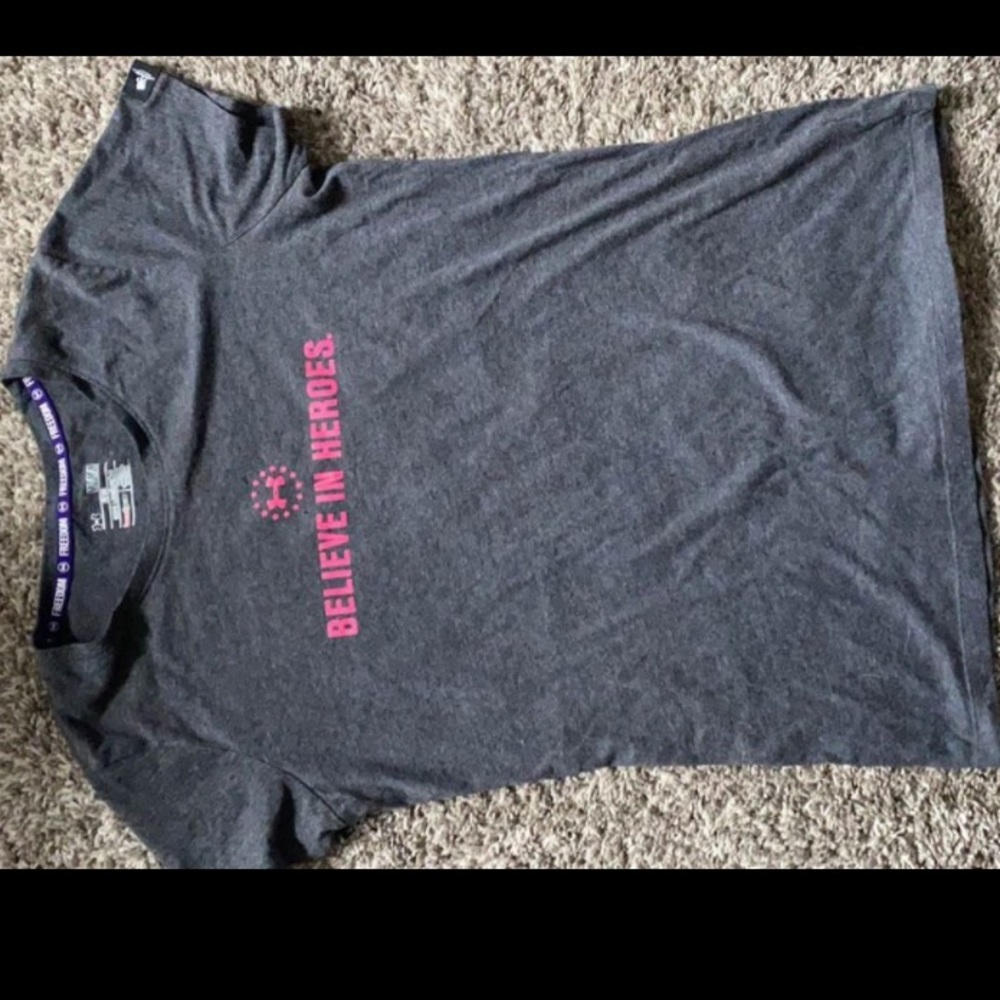 Under armor shirt